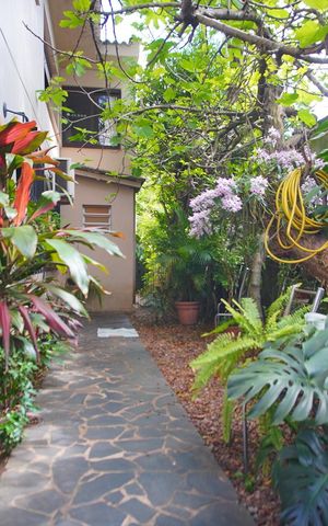 Casa à venda com 300m², 4 quartos e sem vagaQuintal Lateral