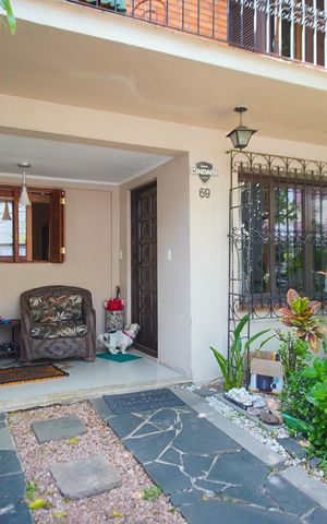 Casa à venda com 300m², 4 quartos e sem vagaGaragem