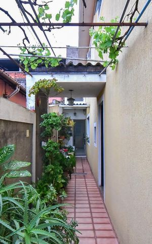 Casa para alugar com 137m², 3 quartos e 3 vagasCorredor 