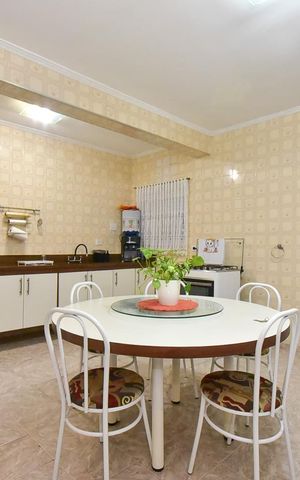 Casa para alugar com 137m², 3 quartos e 3 vagasCozinha
