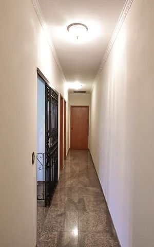 Casa para alugar com 137m², 3 quartos e 3 vagasCorredor