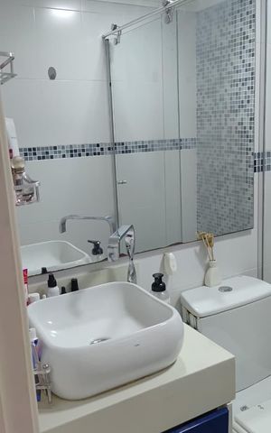 Apartamento à venda com 50m², 2 quartos e sem vaga Apartamento à venda com 50m², 2 quartos e sem vagaBanheiro