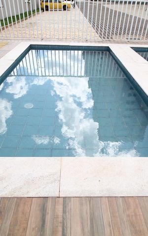 Apartamento para alugar com 110m², 2 quartos e 1 vagaÁrea comum - Piscina