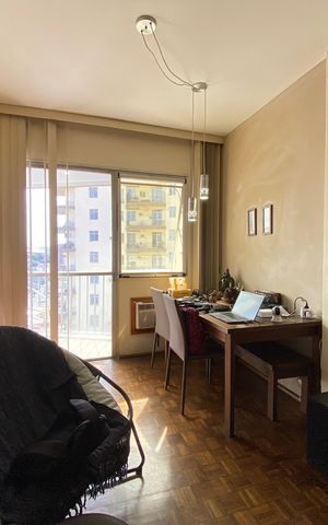 Apartamento à venda com 82m², 3 quartos e 1 vaga Apartamento à venda com 82m², 3 quartos e 1 vagaSala