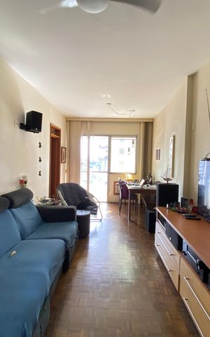 Apartamento à venda com 82m², 3 quartos e 1 vaga Apartamento à venda com 82m², 3 quartos e 1 vagaSala