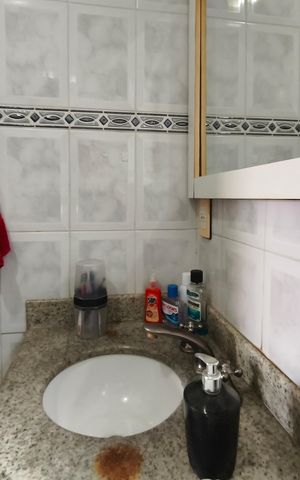 Casa à venda com 299m², 4 quartos e 2 vagas Casa à venda com 299m², 4 quartos e 2 vagasBanheiro Suíte