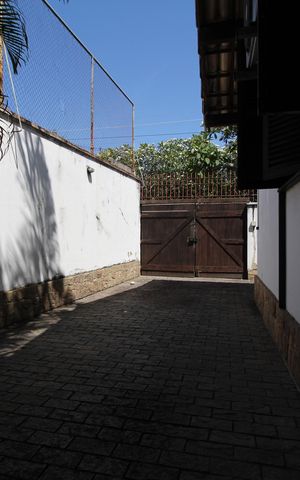 Casa de condomínio à venda com 724m², 4 quartos e 3 vagasGaragem