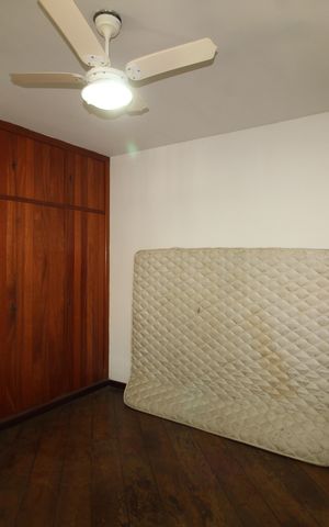 Casa de condomínio à venda com 724m², 4 quartos e 3 vagasQuarto 1