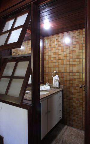 Casa de condomínio à venda com 724m², 4 quartos e 3 vagasLavabo da Sala 1