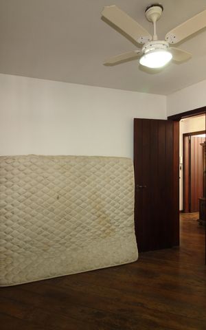 Casa de condomínio à venda com 724m², 4 quartos e 3 vagasQuarto 1