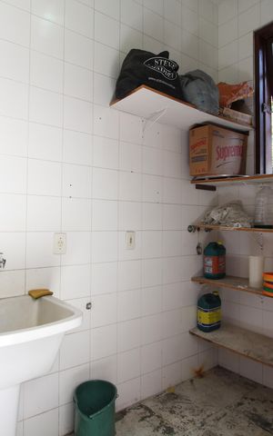 Casa de condomínio à venda com 724m², 4 quartos e 3 vagasÁrea de Serviço