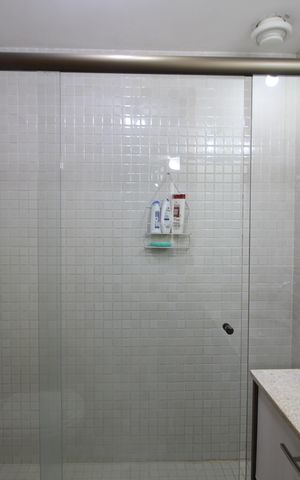 Apartamento à venda com 113m², 3 quartos e 2 vagasQuarto 2 - Banheiro