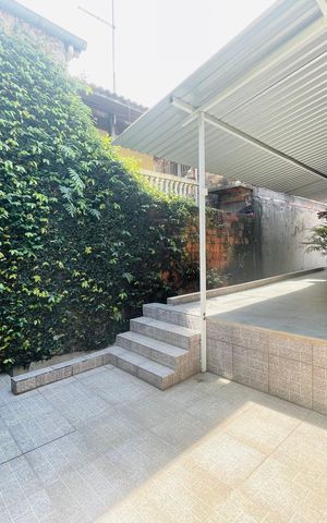 Casa à venda com 125m², 2 quartos e 2 vagas Casa à venda com 125m², 2 quartos e 2 vagasChurrasqueira