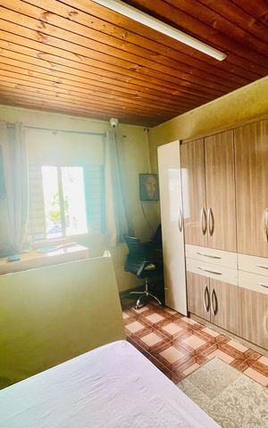 Casa à venda com 125m², 2 quartos e 2 vagas Casa à venda com 125m², 2 quartos e 2 vagasQuarto 1