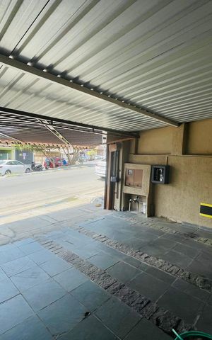Casa à venda com 125m², 2 quartos e 2 vagas Casa à venda com 125m², 2 quartos e 2 vagasGaragem
