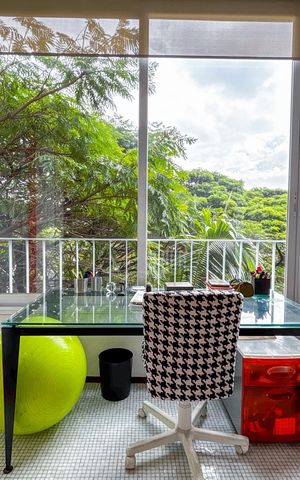 Apartamento à venda com 242m², 3 quartos e 2 vagas Apartamento à venda com 242m², 3 quartos e 2 vagasVaranda do Quarto