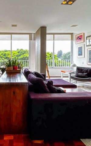Apartamento à venda com 242m², 3 quartos e 2 vagas Apartamento à venda com 242m², 3 quartos e 2 vagasSala