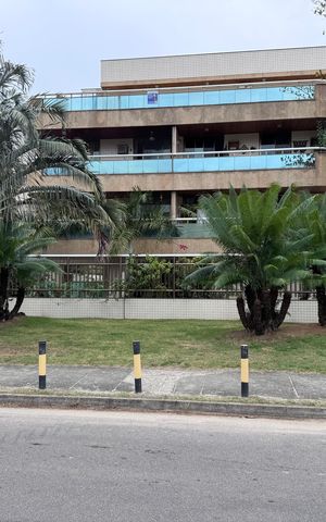 Apartamento à venda com 263m², 4 quartos e 3 vagas Apartamento à venda com 263m², 4 quartos e 3 vagasFachada