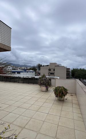 Apartamento à venda com 263m², 4 quartos e 3 vagas Apartamento à venda com 263m², 4 quartos e 3 vagasTerraço