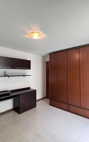 Apartamento à venda com 263m², 4 quartos e 3 vagas Apartamento à venda com 263m², 4 quartos e 3 vagasSuíte 1