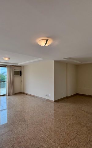 Apartamento à venda com 263m², 4 quartos e 3 vagas Apartamento à venda com 263m², 4 quartos e 3 vagasSala