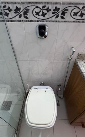 Apartamento à venda com 263m², 4 quartos e 3 vagas Apartamento à venda com 263m², 4 quartos e 3 vagasBanheiro Social