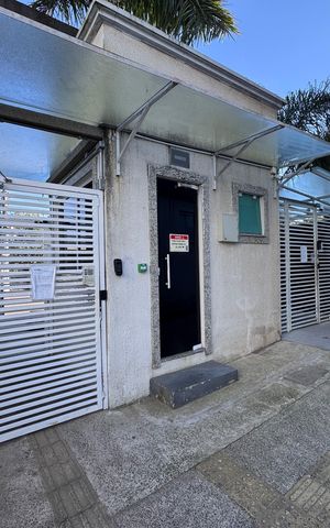Apartamento à venda com 42m², 2 quartos e 1 vaga Apartamento à venda com 42m², 2 quartos e 1 vagaFachada