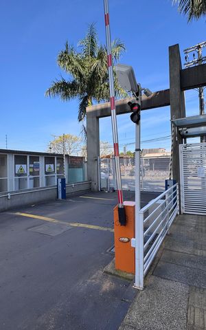 Apartamento à venda com 42m², 2 quartos e 1 vaga Apartamento à venda com 42m², 2 quartos e 1 vagaFachada