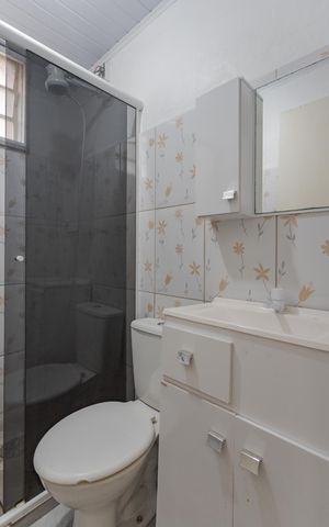 Apartamento à venda com 43m², 2 quartos e 1 vaga Apartamento à venda com 43m², 2 quartos e 1 vagaBanheiro Social