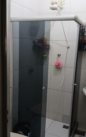 Casa à venda com 100m², 3 quartos e sem vaga Casa à venda com 100m², 3 quartos e sem vagaBanheiro