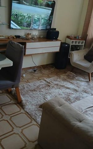 Casa à venda com 100m², 3 quartos e sem vaga Casa à venda com 100m², 3 quartos e sem vagaSala
