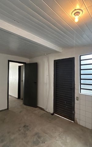 Casa à venda com 180m², 3 quartos e 2 vagas Casa à venda com 180m², 3 quartos e 2 vagasÁrea de Serviço