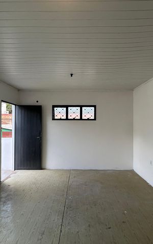 Casa à venda com 180m², 3 quartos e 2 vagas Casa à venda com 180m², 3 quartos e 2 vagasSala 3