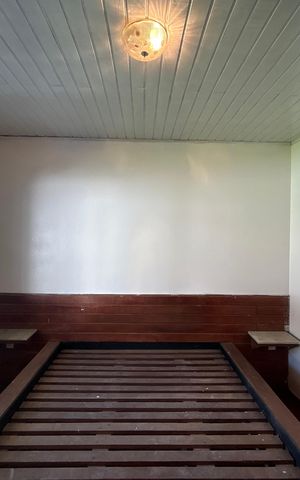 Casa à venda com 180m², 3 quartos e 2 vagas Casa à venda com 180m², 3 quartos e 2 vagasQuarto 3