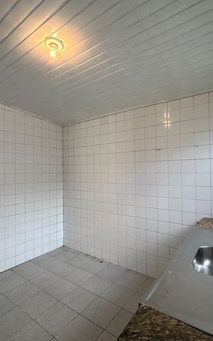 Casa à venda com 180m², 3 quartos e 2 vagas Casa à venda com 180m², 3 quartos e 2 vagasCozinha