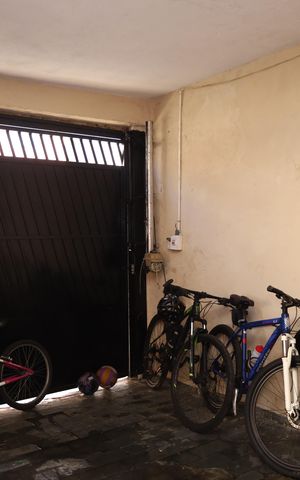 Casa à venda com 160m², 3 quartos e 6 vagasGaragem