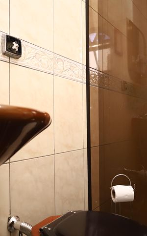 Casa à venda com 160m², 3 quartos e 6 vagasBanheiro 
