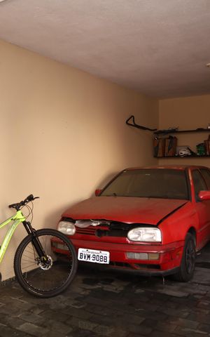 Casa à venda com 160m², 3 quartos e 6 vagasGaragem
