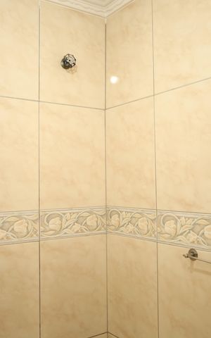Casa à venda com 160m², 3 quartos e 6 vagasBanheiro 2