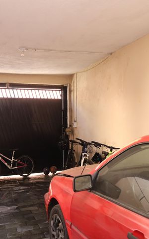 Casa à venda com 160m², 3 quartos e 6 vagasÁrea de Serviço