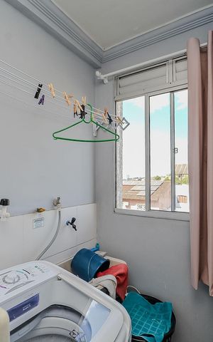 Apartamento à venda com 52m², 2 quartos e 1 vaga Apartamento à venda com 52m², 2 quartos e 1 vagaCozinha e Área de Serviço