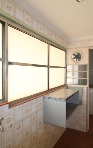 Apartamento à venda com 75m², 3 quartos e 1 vagaÁrea de Serviço