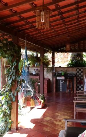 Casa de condomínio à venda com 375m², 4 quartos e 3 vagas