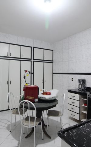 Casa à venda com 170m², 2 quartos e sem vagaCozinha