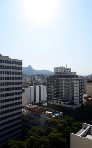 Apartamento à venda com 124m², 3 quartos e 2 vagas Apartamento à venda com 124m², 3 quartos e 2 vagasVista da Sala