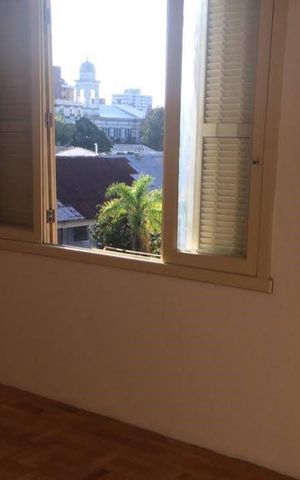 Apartamento à venda com 70m², 2 quartos e sem vagaSala