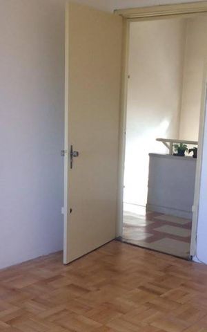 Apartamento à venda com 70m², 2 quartos e sem vagaSala