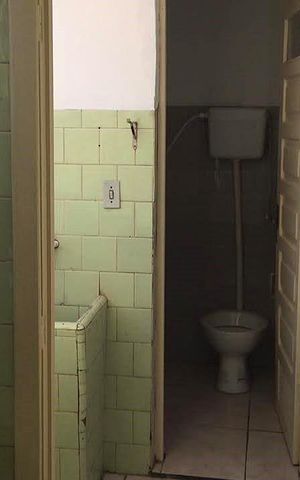Apartamento à venda com 70m², 2 quartos e sem vagaBanheiro