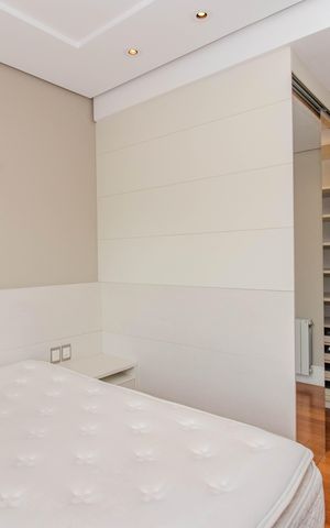 Apartamento à venda com 600m², 6 quartos e 5 vagas Apartamento à venda com 600m², 6 quartos e 5 vagasSuíte 4