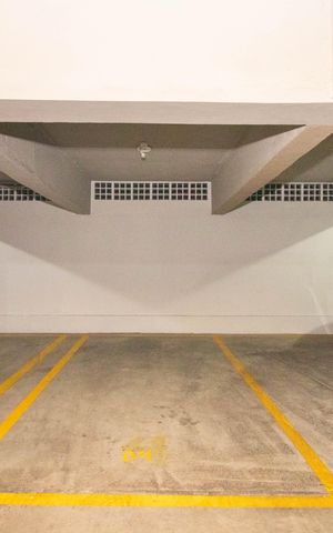 Apartamento à venda com 600m², 6 quartos e 5 vagas Apartamento à venda com 600m², 6 quartos e 5 vagasGaragem